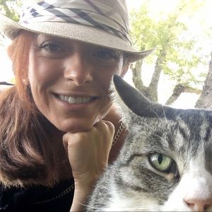 Meet your Posher, Jillian